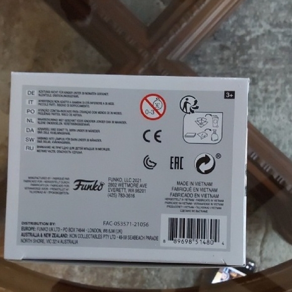 Funko Pop - Ben Solo Figure in Black Outfit - Picture 6 of 9